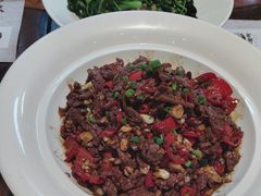 -黄泥岗·地道湖北菜(奥特莱斯店)