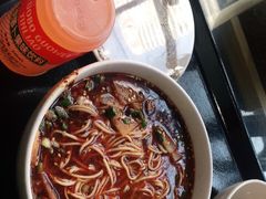 -陇上全荟兰州传统牛肉面(延吉路店)