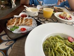 -静香HOUSE·全时段融合餐厅(七星欢乐颂店)