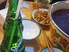 -拈签一笑黄牛肉辣卤串串