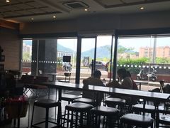 大堂-星巴克(长沙麓南广场店)