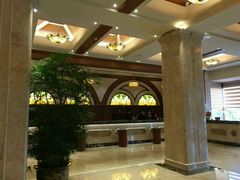 -山明水秀大饭店