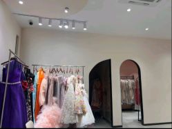 -PAI婚纱礼服设计馆【大牌租赁/高级定制】
