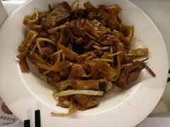 -新大咀港式茶餐厅(宝山万达店)