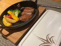 薄片菲力牛排-香樟花园法式铁板烧(恒隆广场店)