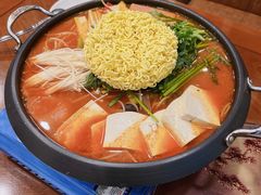 -青瓦餐厅·生鱼片·韩园烤肉(西塔店)