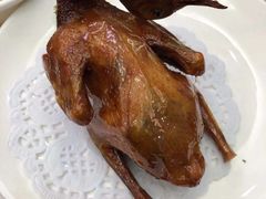 石岐乳鸽-轩记海鲜餐厅·四十五年老字号·经典粤菜(西区彩虹店)