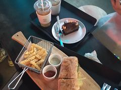 -Cafe Aewol Monsant