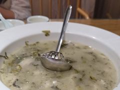 -严记小天府酸菜鱼(西四路店)