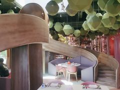 -水桶王国主题餐厅·聚会·生日派对·亲子活动·家庭套餐(亚龙湾希尔顿店)