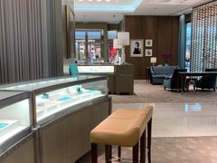 -Tiffany & Co.蒂芙尼
(广州太古汇店)