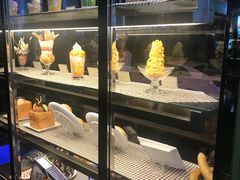 面包甜点陈列柜-小资太太餐厅(南岗区店)