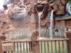 iphone_upload_pic-北京欢乐谷