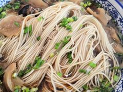 -伟记奥面馆(养育巷店)