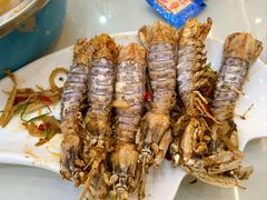 -覃记海鲜美食餐厅