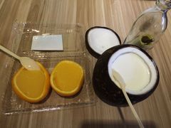 -志龙皇冠吃货椰子铺