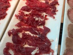 现切吊龙肉-为什么牛潮汕牛肉火锅(中信广场店)
