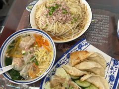 -长人馄饨铺(解放街店)