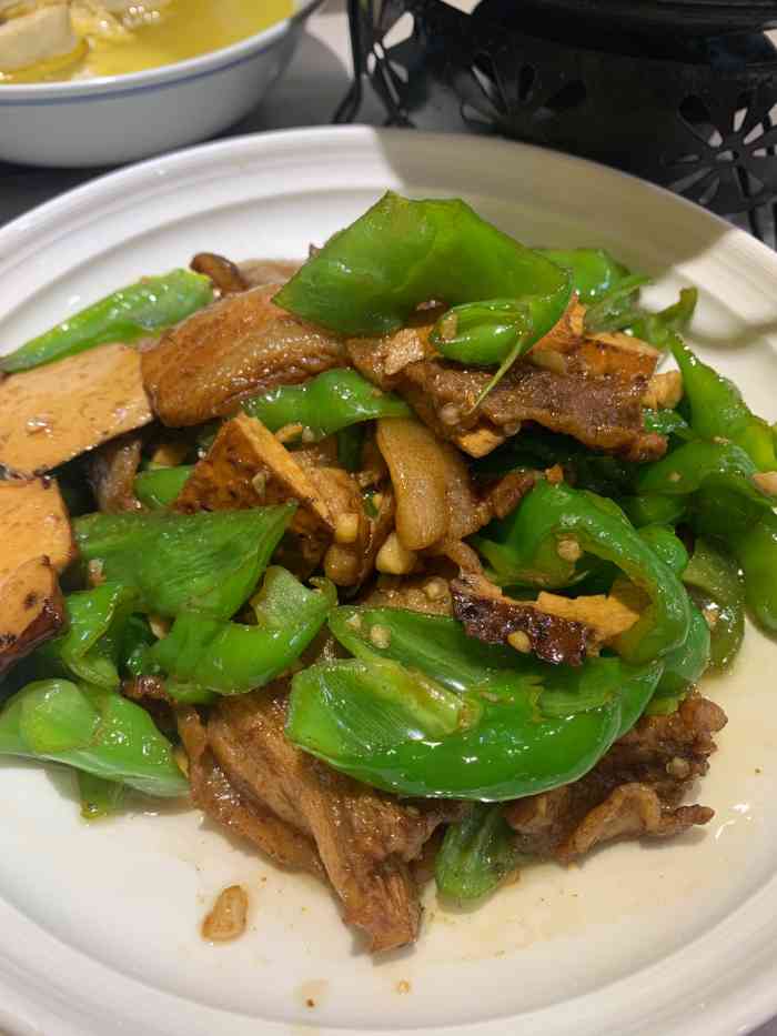 老徽州食府(青阳路店)-"过生日请客吃饭,人比较多所以只能吃炒菜,.