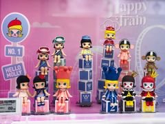 -泡泡玛特POPMART(上海环球港店)