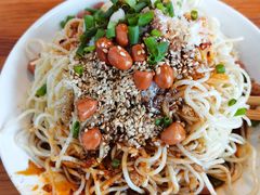 -中和裴氏蹄花(府河路店)