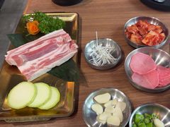 -香猪坊韩国烤肉专属门店(魏公村店)
