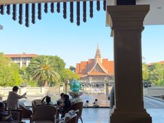 -西双版纳融创皇冠假日度假酒店