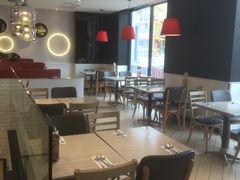 大堂-必胜客(证大大拇指店)
