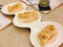 西杏片炸鲜奶-点都德(大茶楼店)