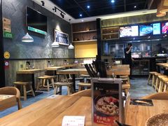 大堂-蒙自源过桥米线(红谷滩万达店)