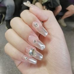 -艾薇美甲美睫