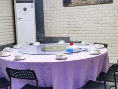 -美味海鲜大排档(明发美食地标店)