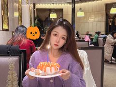 -广州万富希尔顿酒店·感趣自助餐厅·金秋蟹宴生蚝海鲜刺身