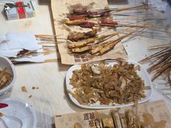 -老街烧烤大排档·地道湖北菜·龙虾馆(汉口火车站店)