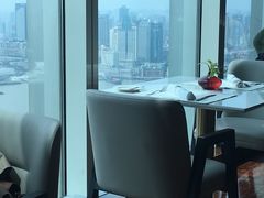 靠窗位-翡翠36餐厅(浦东香格里拉店)