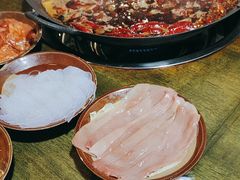 -黄潇洒老火锅(九眼桥宏济巷店)