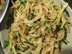 -辣盆盆麻辣小龙虾(哈尔滨总店)