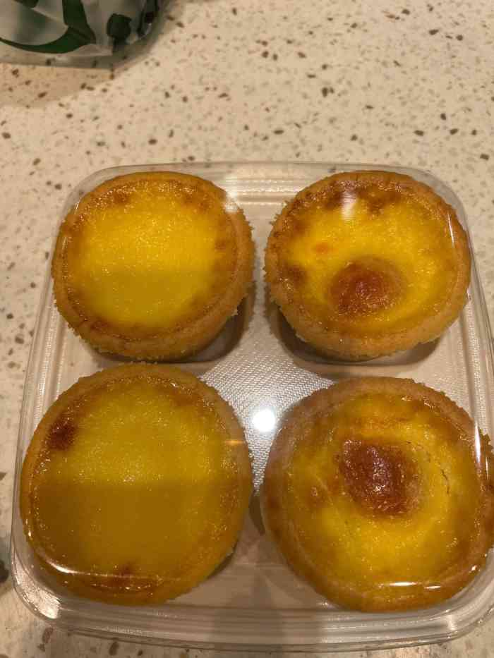 泸溪河桃酥(梁溪苏宁广场店)-"「泡芙」泡芙好吃绝了,奶油冰冰凉凉的