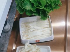 -七欣天香辣蟹火锅(闵行浦江欢乐颂店)