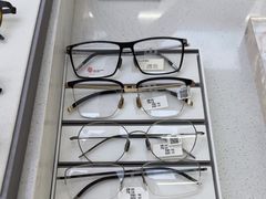 -视野联行眼镜·蔡司·尼康战略合作店(城西银泰店)