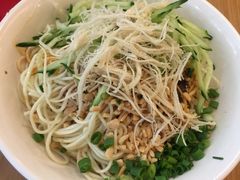 -蓉李记成都名小吃(武汉菱角湖万达店)