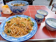 -赣南粉局·赣菜夜排档(新天地店)