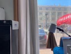 -靓芙泉专研痘痘肌