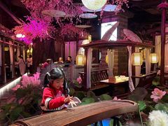 -韵秋荷(宝山龙湖天街店)