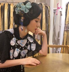 -盘子女人坊古装写真摄影(厦门总店)