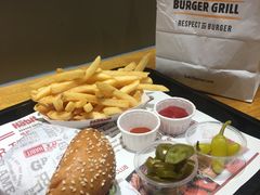 -The Habit Burger Grill 哈比特汉堡(爱琴海店)