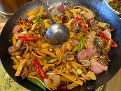 -富正毅三下锅(体育馆店)