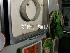 -尚尚仙·酸汤猪手·猪肚鸡火锅(华联万柳购物中心店)