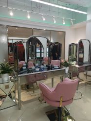 -BULB STUDIO 巴柏明星发型工作室