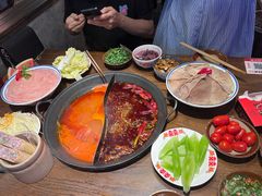 -萍姐火锅·公路夜市(武汉首店)